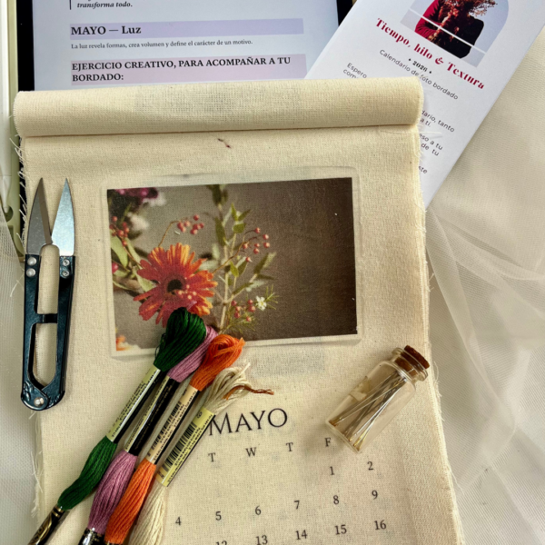 Calendario  de foto bordado 2026